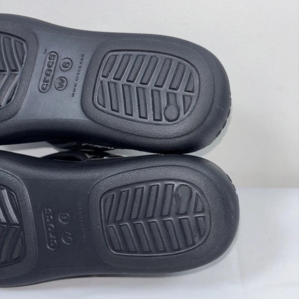 CROCS womens monterey